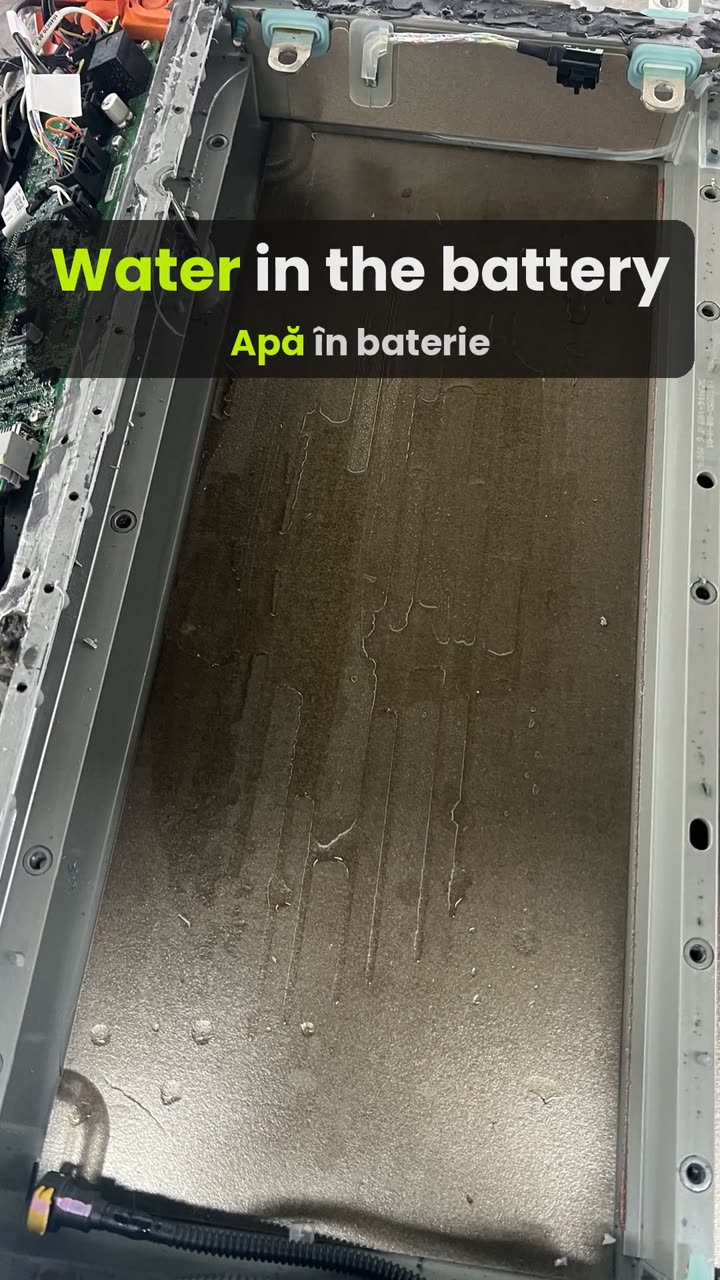Water found inside the empty Tesla Model S battery casing